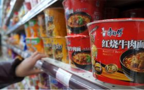 “3·15”晚会曝光相关食品西安已下架 酸菜系列方便面已清退缩略图 “3·15”晚会曝光相关食品西安已下架 酸菜系列方便面已清退缩略图