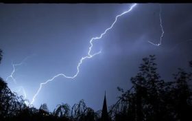 部分镇办有暴雨!汉中最新天气预报→缩略图 部分镇办有暴雨!汉中最新天气预报→缩略图