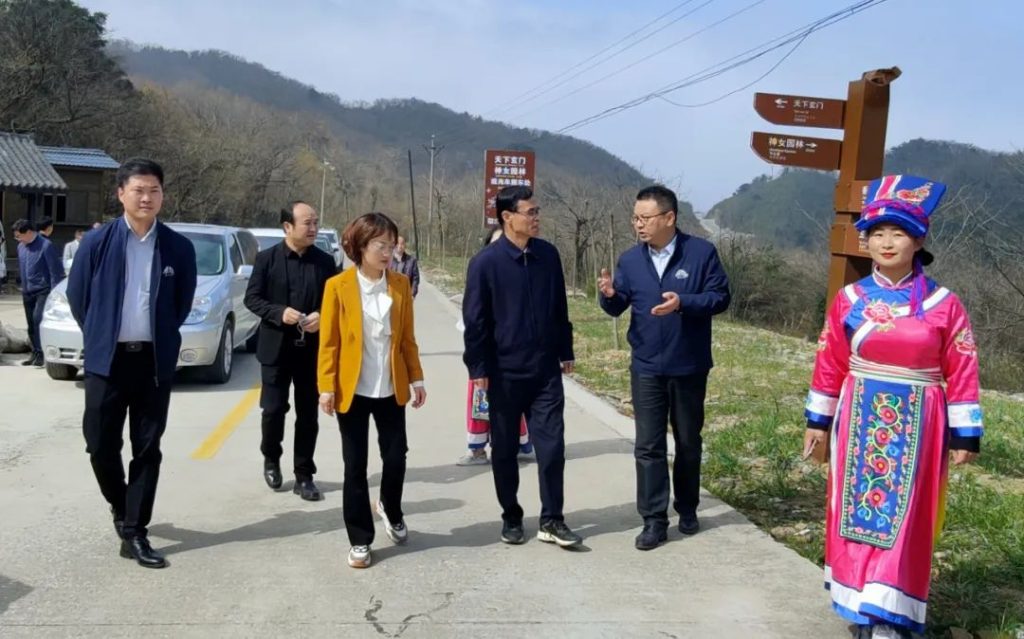宁强县政协主席何建康调研汉江源景区项目建设情况插图