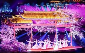 “汉风古韵•传奇夜”暨文旅消费季活动火热开启缩略图 “汉风古韵•传奇夜”暨文旅消费季活动火热开启缩略图