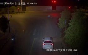 驾驶人肇事逃逸,被汉中交警查获缩略图 驾驶人肇事逃逸,被汉中交警查获缩略图