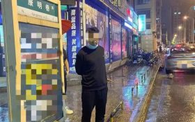 一夜划伤12辆汽车 告破 !缩略图 一夜划伤12辆汽车 告破 !缩略图