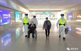 暖心!紧急救助城固患病老人,你们好样的!缩略图 暖心!紧急救助城固患病老人,你们好样的!缩略图