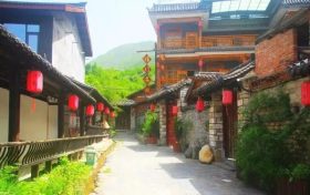 喜报!汉中新增一家省级旅游休闲街区 →缩略图 喜报!汉中新增一家省级旅游休闲街区 →缩略图