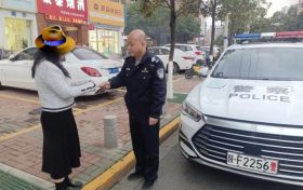 游客景区遗失手机 石门派出所全力找回缩略图