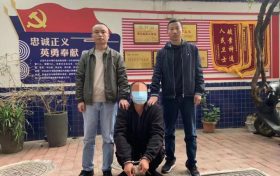 汉台公安破获系列盗窃车内财物案缩略图