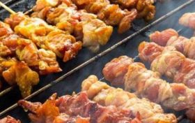 夏日烧烤诱惑多多 放纵味蕾当心身体缩略图 夏日烧烤诱惑多多 放纵味蕾当心身体缩略图