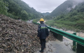 【心级服务 让爱连接】迎战强降雨，汉中移动全力做好通信保障缩略图