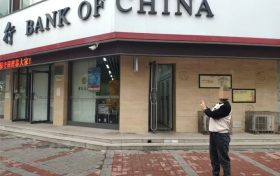 汉台公安连抓2名逃犯缩略图 汉台公安连抓2名逃犯缩略图