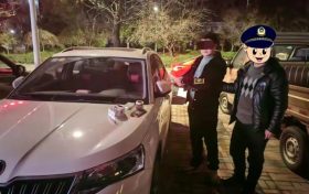 夜巡再添战果!一男子张贴“招嫖”小广告被抓!缩略图 夜巡再添战果!一男子张贴“招嫖”小广告被抓!缩略图
