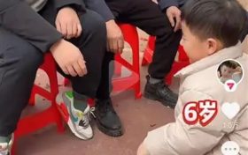 冲上热搜!舅舅的舅舅的舅舅叫什么?湖南一家三代舅舅同堂引热议缩略图 冲上热搜!舅舅的舅舅的舅舅叫什么?湖南一家三代舅舅同堂引热议缩略图
