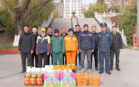 汉中市新媒体协会开展“寒冬送温暖”活动缩略图 汉中市新媒体协会开展“寒冬送温暖”活动缩略图