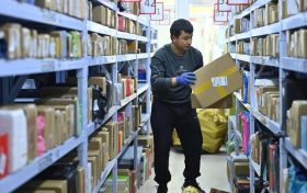 3月1日起快递不得擅自放驿站、快递柜 违者最高罚3万缩略图 3月1日起快递不得擅自放驿站、快递柜 违者最高罚3万缩略图