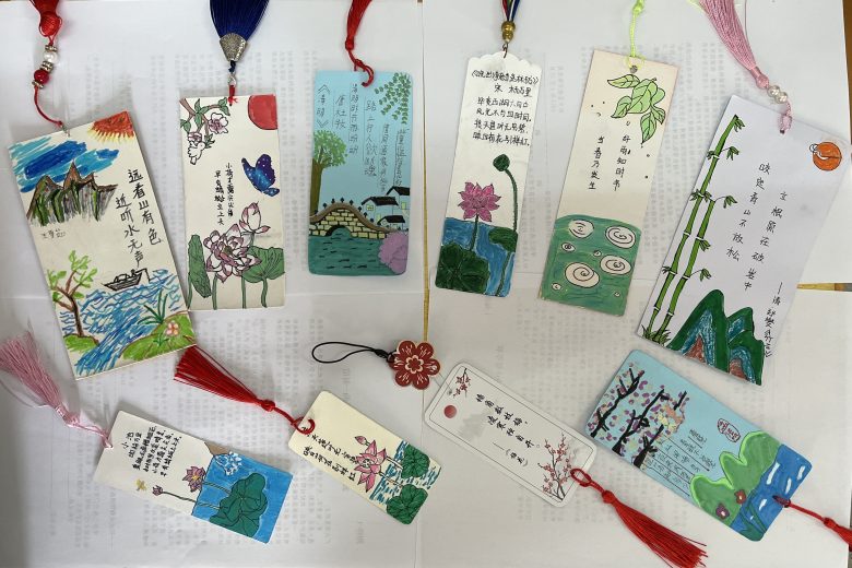巧思绘书签，方寸溢书香——东关小学读书节之一年级创意书签展示活动插图1