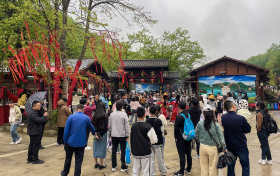 童趣汉江源:这个六一让快乐翻倍缩略图 童趣汉江源:这个六一让快乐翻倍缩略图