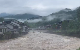 暴雨红色预警，我市启动防汛四级应急响应！汛期注意→缩略图