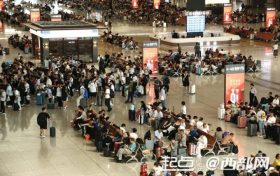 铁路暑运今日启动! 陕西铁路预计发送旅客2852万人次缩略图 铁路暑运今日启动! 陕西铁路预计发送旅客2852万人次缩略图