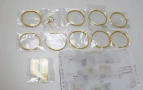 汉中抓获2名“理财大师”,现场查获230余克黄金!缩略图 汉中抓获2名“理财大师”,现场查获230余克黄金!缩略图