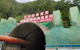 西十高铁刷新“进度条”!缩略图 西十高铁刷新“进度条”!缩略图