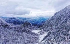 紫柏山冬季临时闭园，期待冬季冰瀑美景缩略图