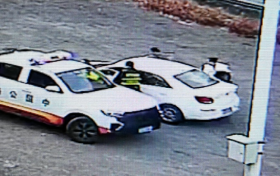 司机高速突发心脏不适 汉宁巡查员紧急代驾送医缩略图