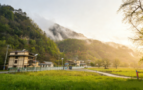 草川子景区官宣：3月8日所有女性免景区门票！缩略图