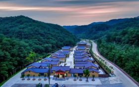 住进汉江源中式合院,吸氧纳凉看星河缩略图 住进汉江源中式合院,吸氧纳凉看星河缩略图