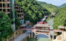 镇巴巴山玉溶洞景区面向全体教师免门票缩略图